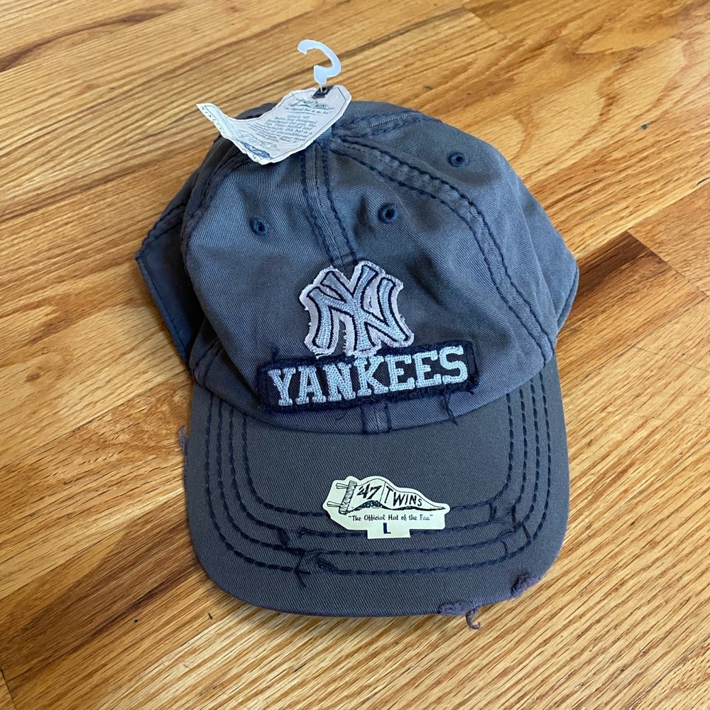 Genuine Merchandise | NWT Yankees Ball Cap